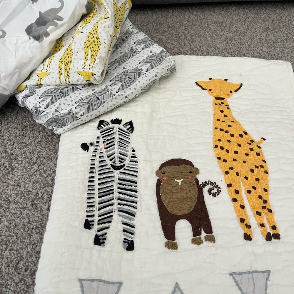 Crate&Barrel Unisex Jungle/Safari Nursery Set - Quilt and 3 crib sheets